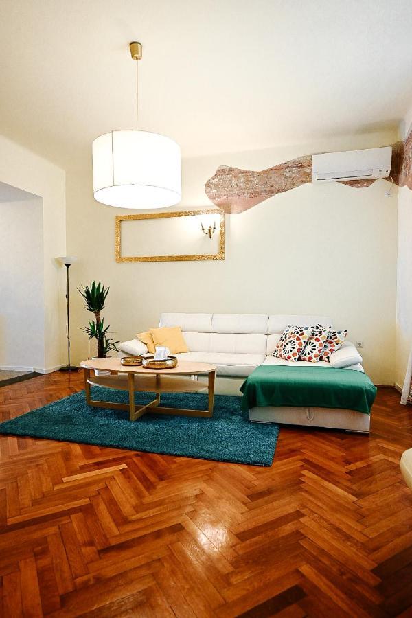 '2R' City Center Holidays And Workstays Rijeka Exteriér fotografie
