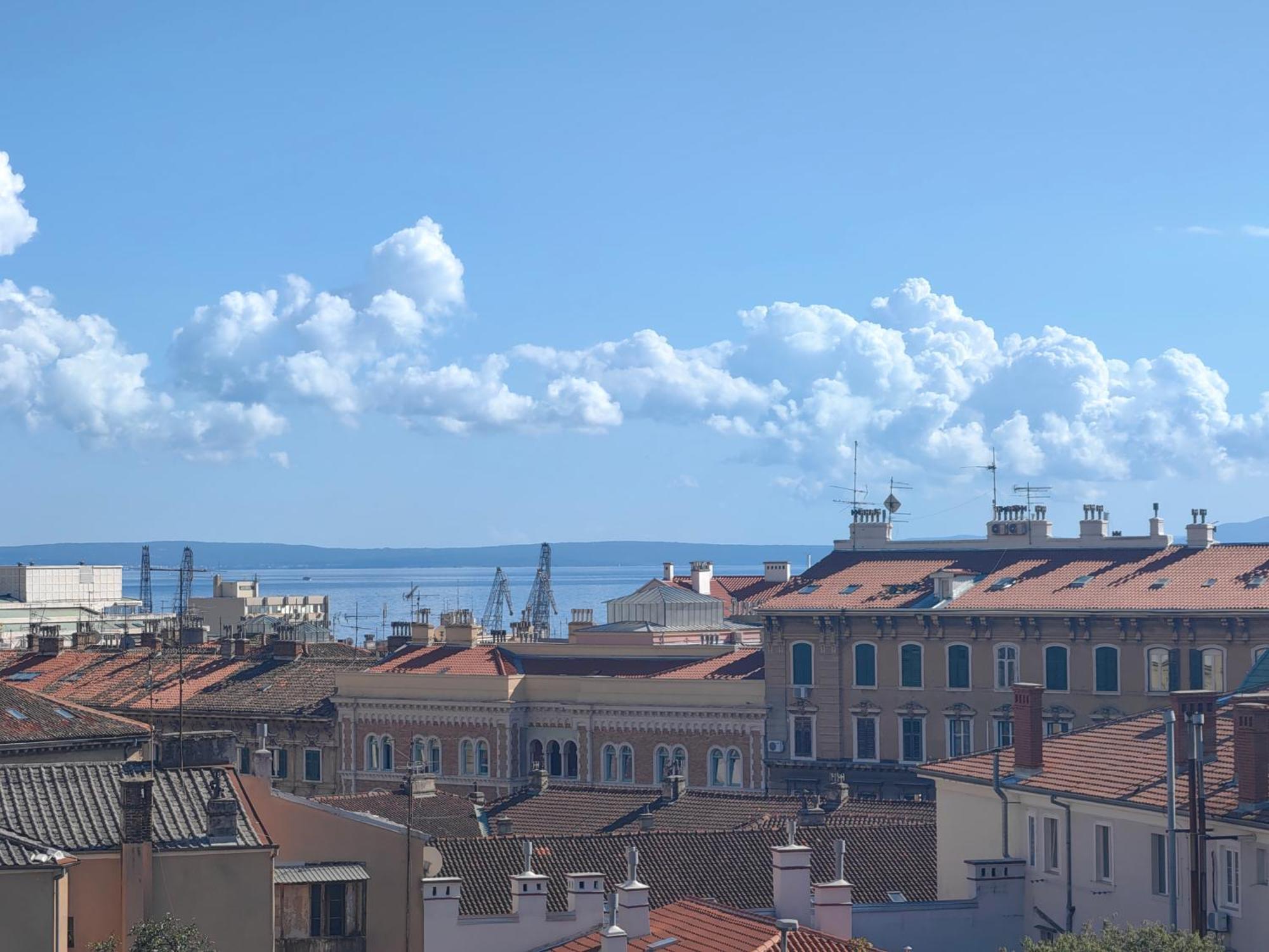 '2R' City Center Holidays And Workstays Rijeka Exteriér fotografie